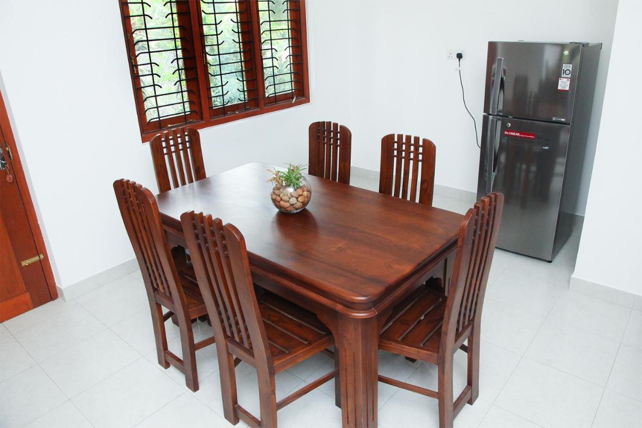 12 B Lewella Road, Kandy. Exterior photo