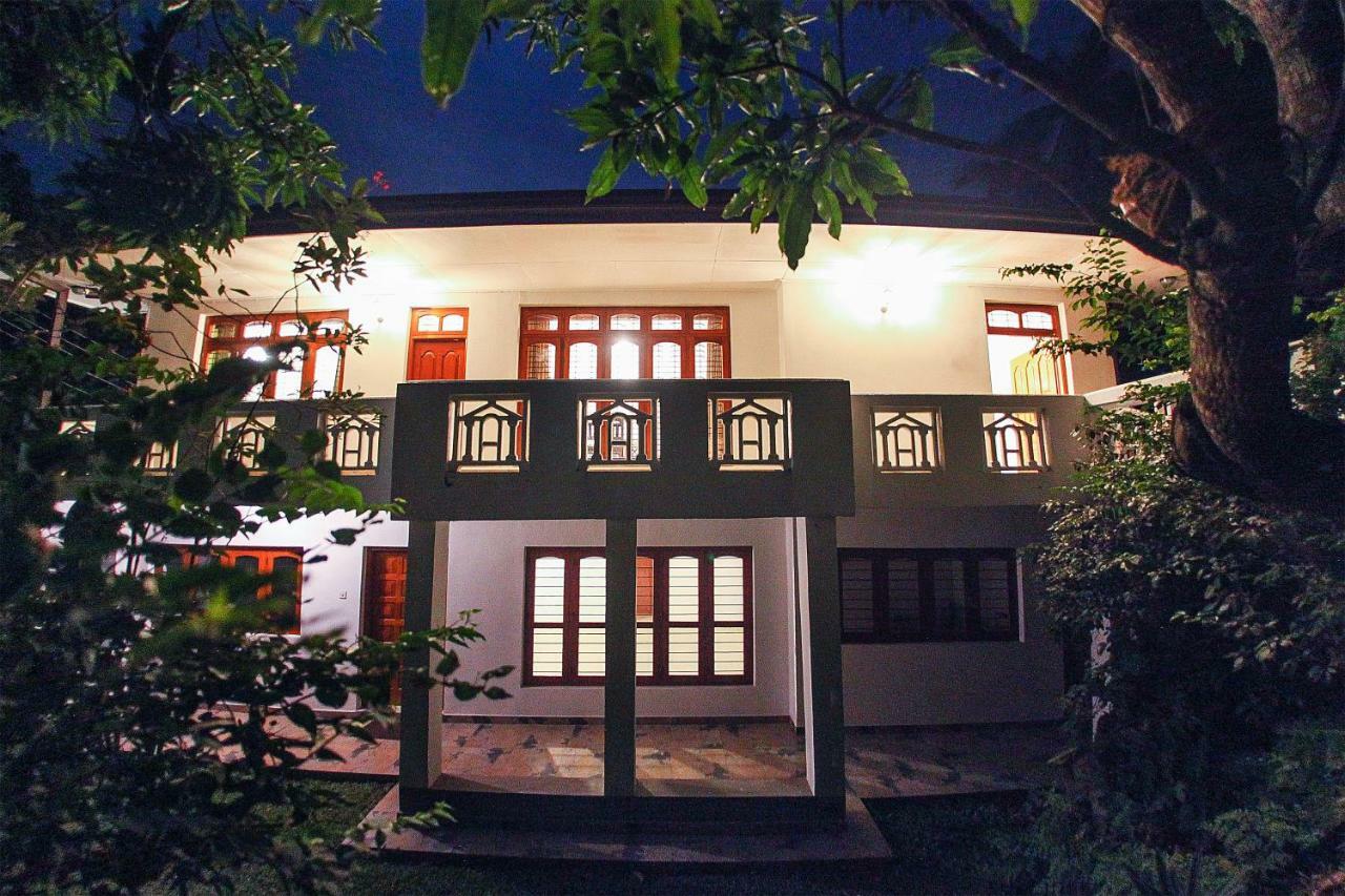 12 B Lewella Road, Kandy. Exterior photo